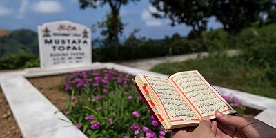 Ölüler için Kur’an okumak doğru mudur?